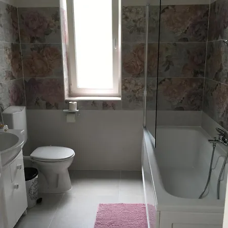 Rosa Centre * 블로톤퓌레드